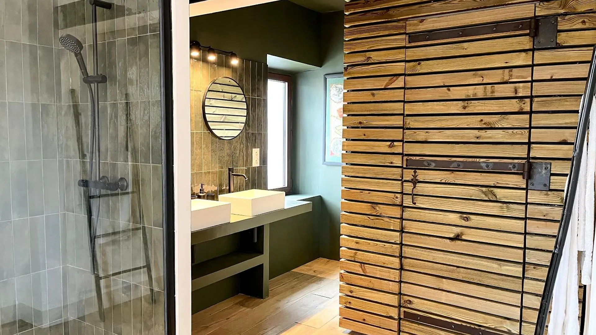 Suites De Bruoux Gargas  0*, Gargas (Vaucluse)