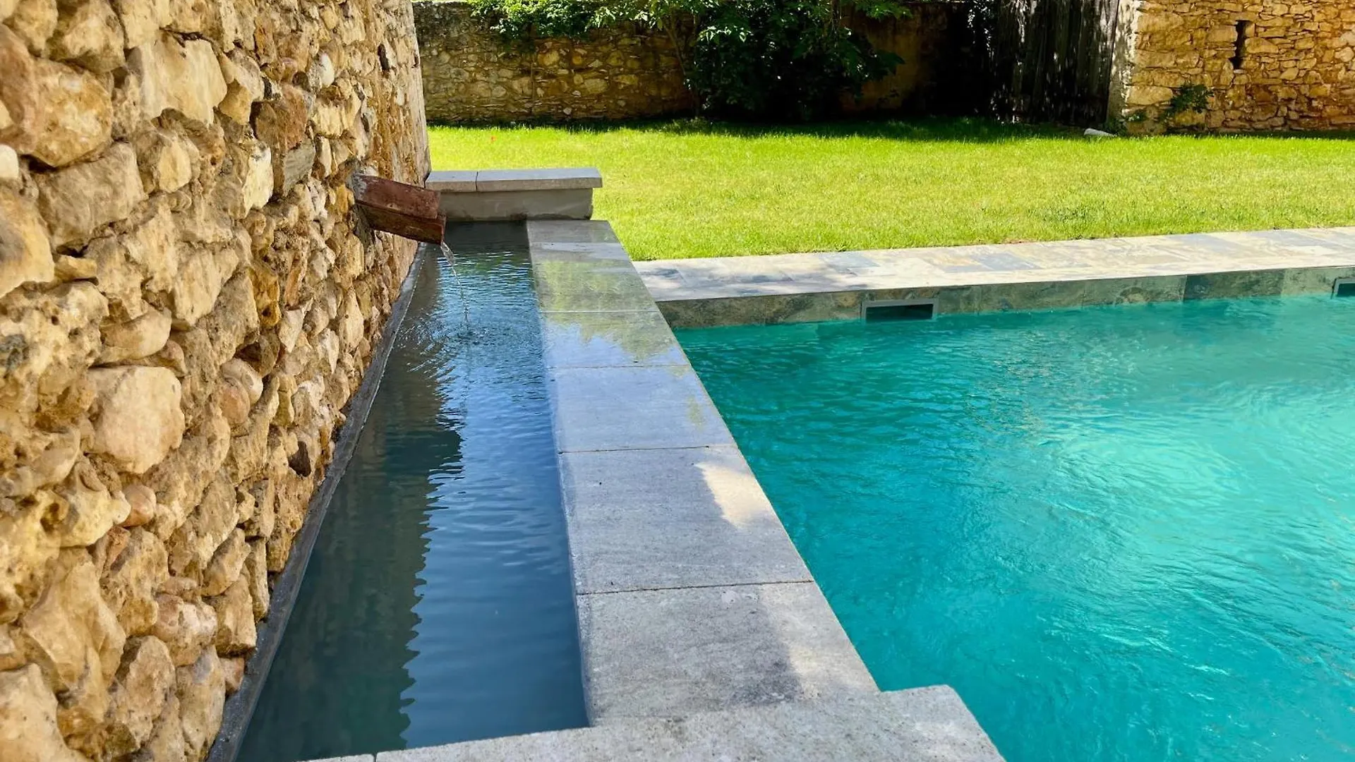 Bed and breakfast Suites De Bruoux Gargas